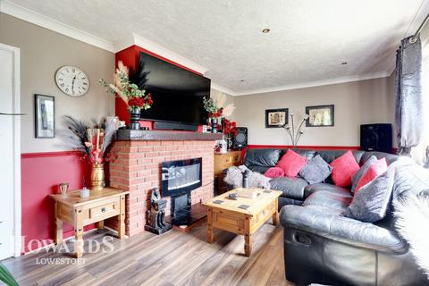 3 bedroom detached bungalow for sale, Lansdowne Road, Pakefield