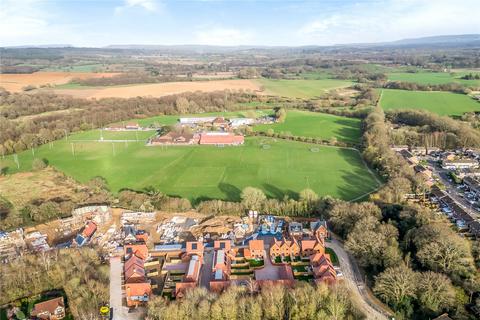 3 bedroom semi-detached house for sale, Old Farm Close, Petersfield, Hampshire, GU31