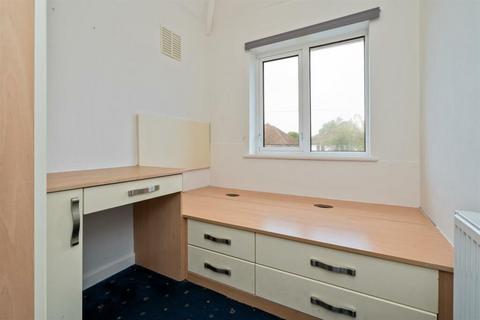 45 Dunard Road, Shirley, Solihull, B90 2HR
