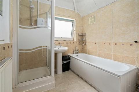 45 Dunard Road, Shirley, Solihull, B90 2HR