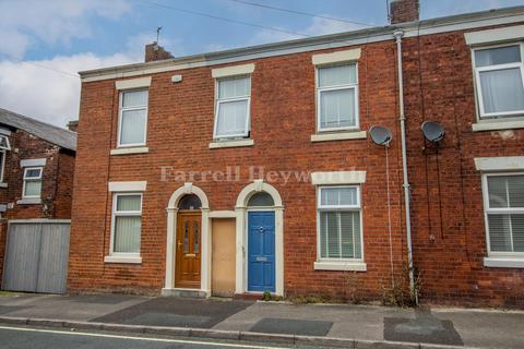 2 bedroom house to rent, Ashton-on-Ribble, Preston PR2