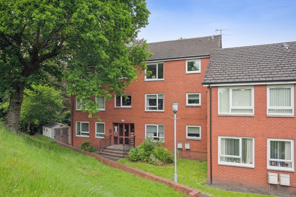 Angle Gate, Jordanhill, Glasgow, G14 9LR 2 bed flat for sale £125,000