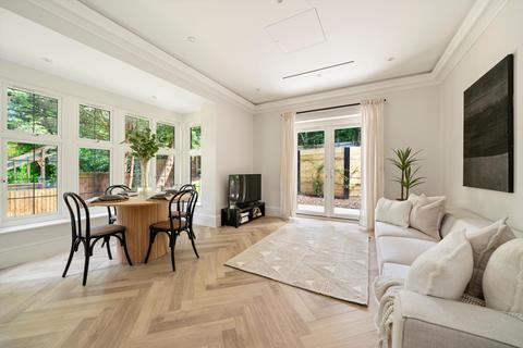 1 bedroom flat for sale, Langdon Grange, Holtwood Road, Oxshott, KT22