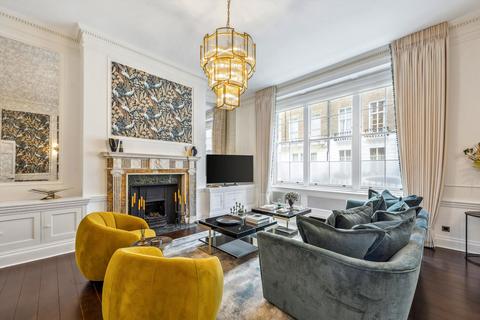 3 bedroom flat to rent, Wimpole Street, Marylebone, London, W1G
