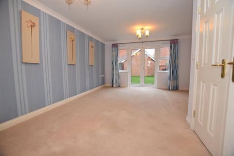4 bedroom house to rent, Osborne Heights, , East Cowes