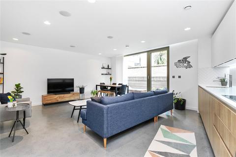 Flat 3, 18 Sidworth Street, London, E8 3SD