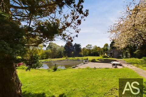 6 bedroom country house for sale, Whatlington Road, Battle, TN33