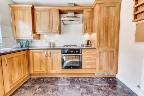 8 Ball Close, Llanrumney, Cardiff, CF3 4JG