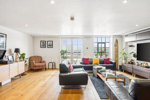 2 bedroom apartment for sale, Merchant Court, 61 Wapping Wall, Wapping, London, E1W