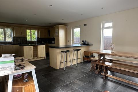 4 bedroom detached house for sale, Riverside Court, Penycae, Swansea.