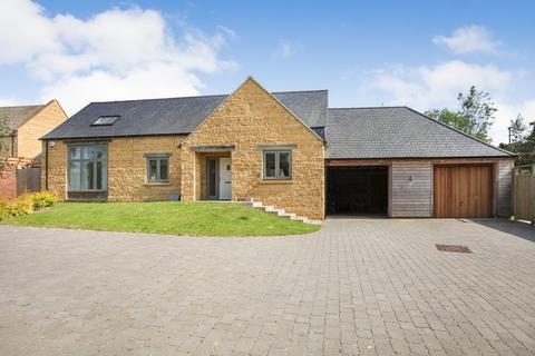 2 bedroom detached house for sale, Barn Ground Close, Blockley, Moreton in Marsh. GL56 9AY