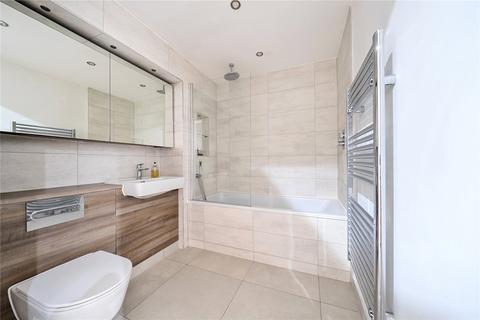 2 bedroom apartment to rent, Garnet Place, West Drayton, UB7