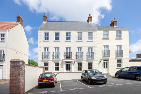 2 bedroom ground floor flat for sale, Hauteville, St. Peter Port, Guernsey