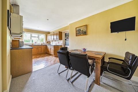 3 bedroom bungalow for sale, High Road, Leavesden, Watford WD25 7AQ