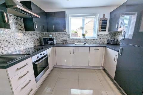 5 Benedict Lane, Hebburn, NE31 2GA