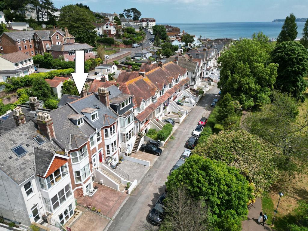 Youngs Park Road, Paignton 6 bed terraced house for sale £520,000