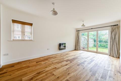 5 bedroom detached house for sale, London Road, Holybourne, Alton, Hampshire