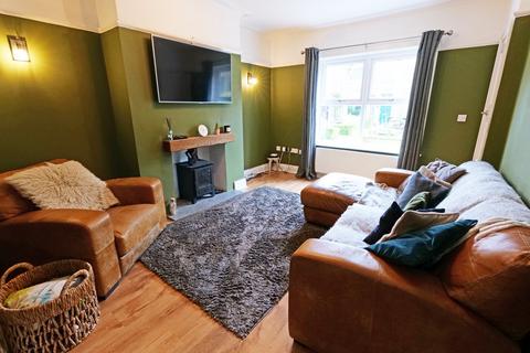 2 bedroom terraced house for sale, Myrtle Grove, Barnoldswick, BB18