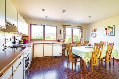 Ealasaid, 9 Castle Terrace, Ullapool, IV26 2XD