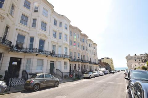 2 bedroom apartment to rent, Holland Road Hove BN3