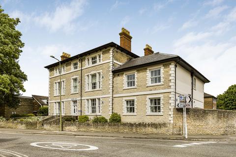 1 bedroom apartment for sale, London Road, Bicester, OX26