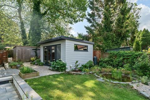 3 Chapel Close, Launceston, PL15 7FL