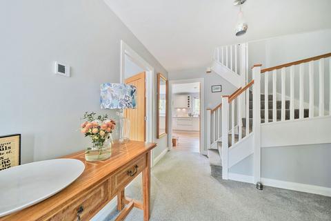 3 Chapel Close, Launceston, PL15 7FL