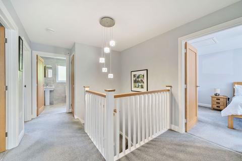 3 Chapel Close, Launceston, PL15 7FL