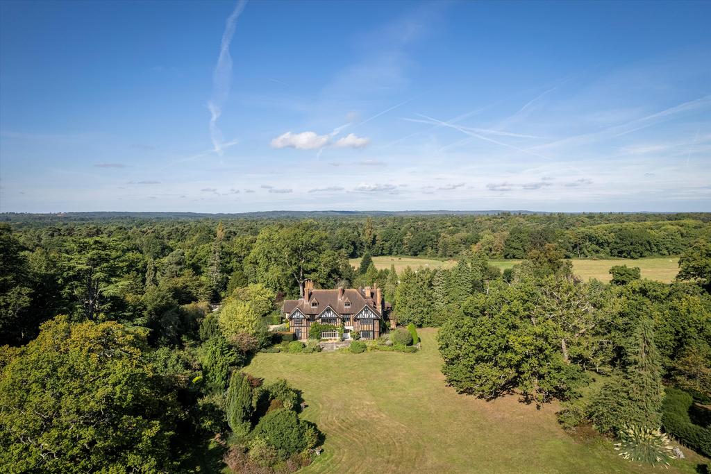 Worplesdon, Guildford, Surrey, GU3 3QG 13 bed detached house for sale