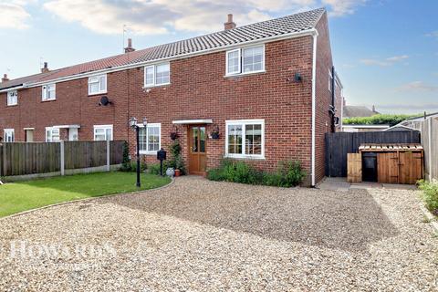 4 bedroom semi-detached house for sale, Eastern Avenue, Caister-on-Sea