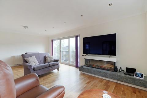 34 Burlington Road, Dore, Sheffield, S17 3NQ