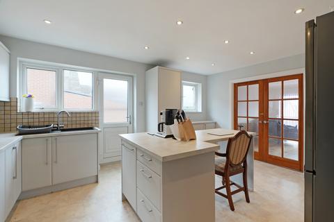 34 Burlington Road, Dore, Sheffield, S17 3NQ