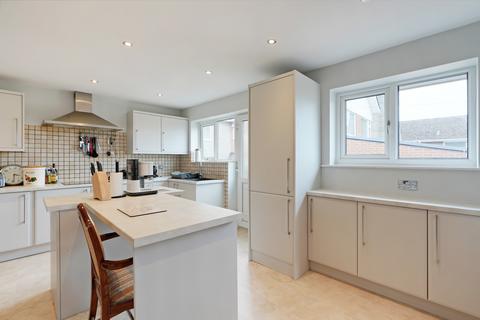 34 Burlington Road, Dore, Sheffield, S17 3NQ