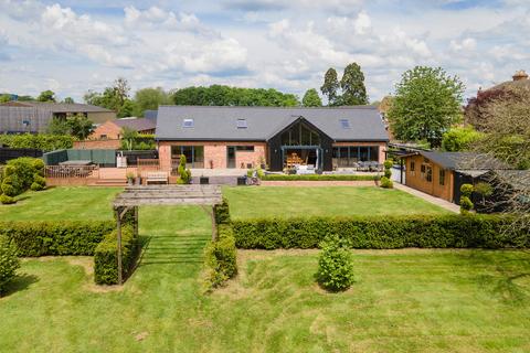 5 bedroom detached house for sale, Tewkesbury Road, Twigworth, Gloucester, Gloucestershire, GL2