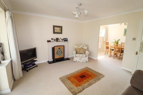 3 bedroom property for sale, Mengham Avenue, Hayling Island