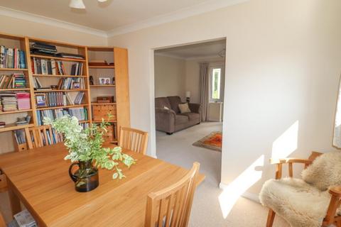 3 bedroom property for sale, Mengham Avenue, Hayling Island