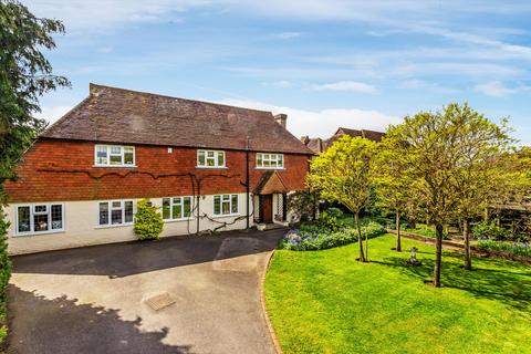 4 bedroom detached house for sale, Dedswell Drive, West Clandon, Guildford, Surrey, GU4 7TQ