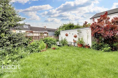 10 Dundee Close, Cambridge, CB4 1SH