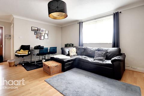 2 bedroom flat for sale, Whitehorse Road, Croydon