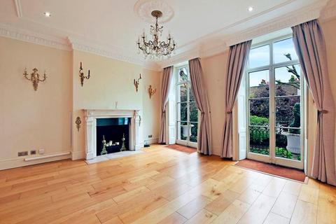 5 bedroom house to rent, Trevor Square, Knightsbridge, LONDON SW7