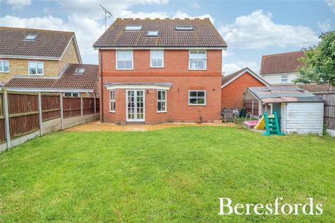1 Aspen Way, South Ockendon, RM15 6TX