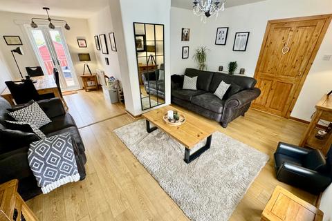 5 Hill Road, Howwood, Johnstone, PA9 1BU