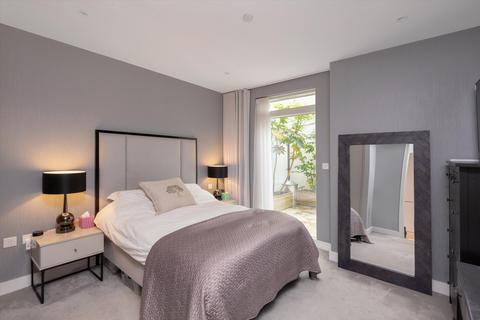 2 bedroom flat for sale, The Avenue, London, NW6