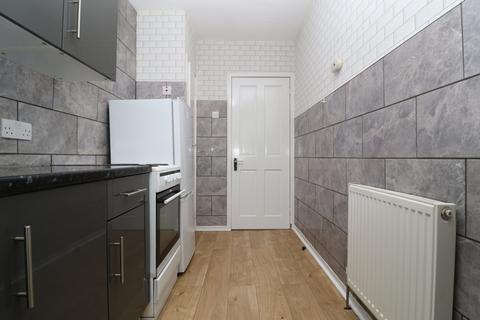 2 bedroom flat to rent, Kerr Street, Barrhead, Glasgow, East Renfrewshire, G78