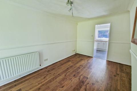 24 Abbots Field, Gravesend, DA12 5JA
