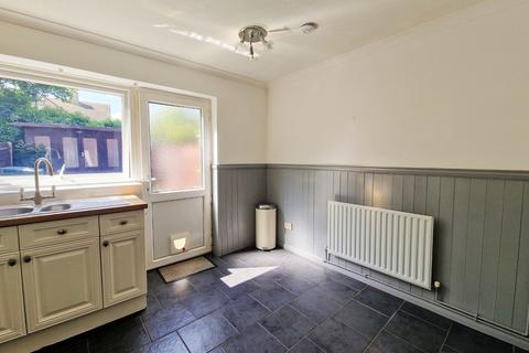 24 Abbots Field, Gravesend, DA12 5JA