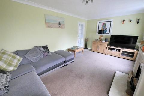 40 Grantham Crescent, Ipswich, IP2 9PD