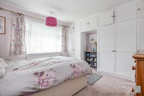 3 bedroom semi-detached house for sale, Leng Crescent, Eaton