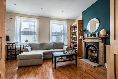 8 Northernhay Square, Exeter, EX4 3ES