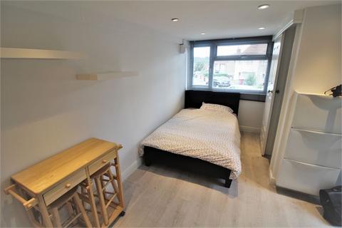 3 bedroom semi-detached house for sale, Romsey Road, Tilehurst, Reading, RG30